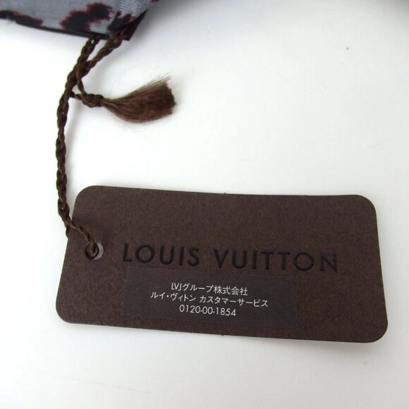 Authentic LOUIS VUITTON scarf silk [Used] - Picture 7 of 7